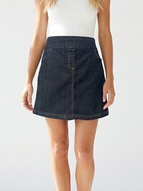 Reitmans Denim Skort Skirt Dark Blue Women’s Size 9 Casual Y2K Denim